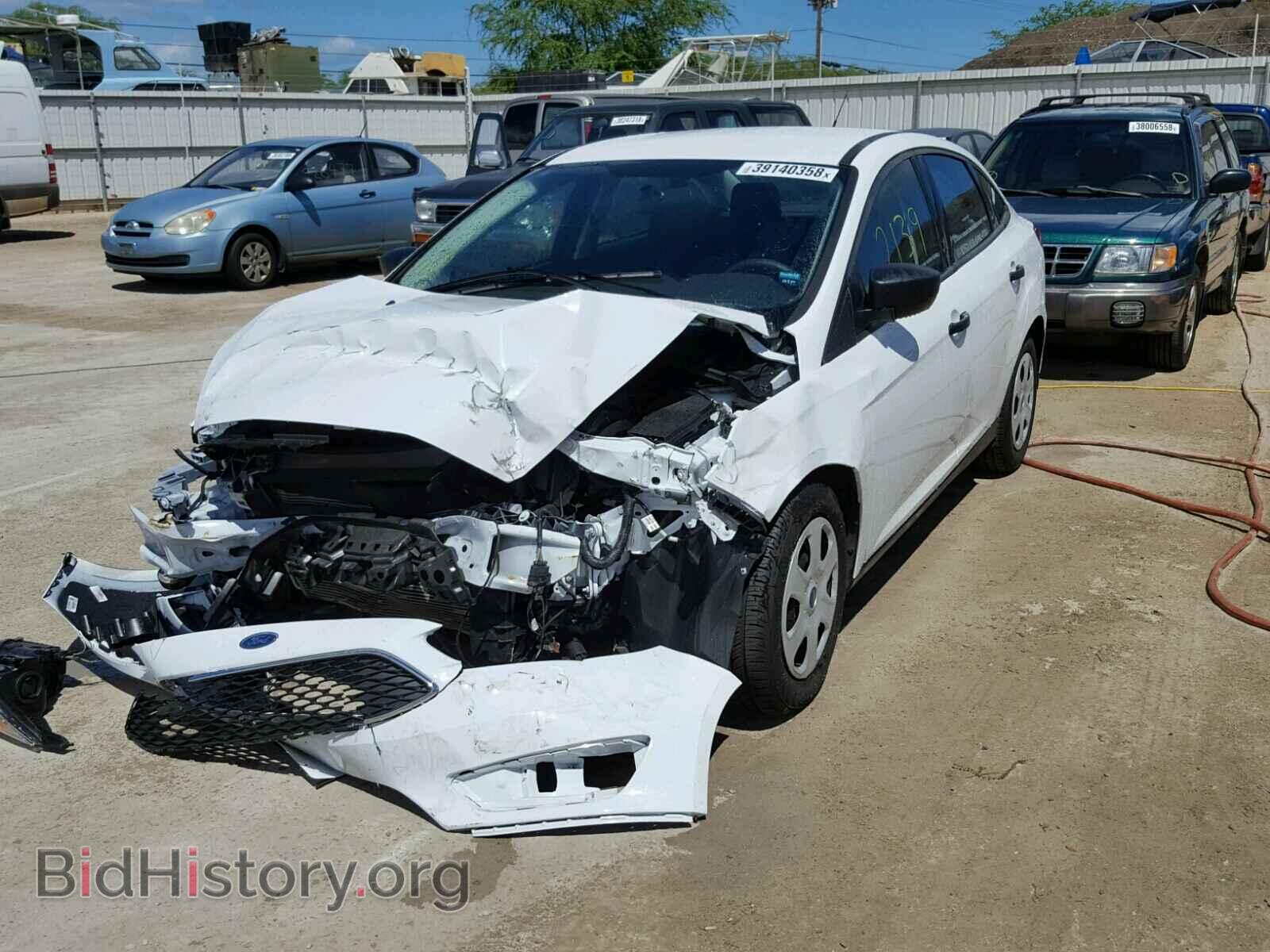 2018 FORD FOCUS - VIN: 1FADP3E28JL230884 - Фото 2