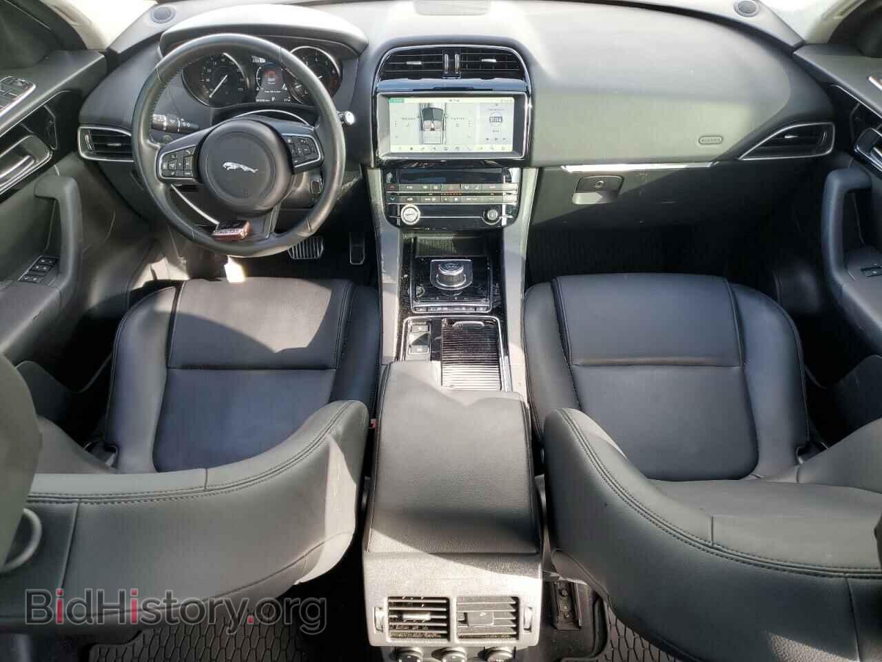 2019 JAGUAR F-PACE - VIN: SADCJ2FX2KA360706 - Фото 8