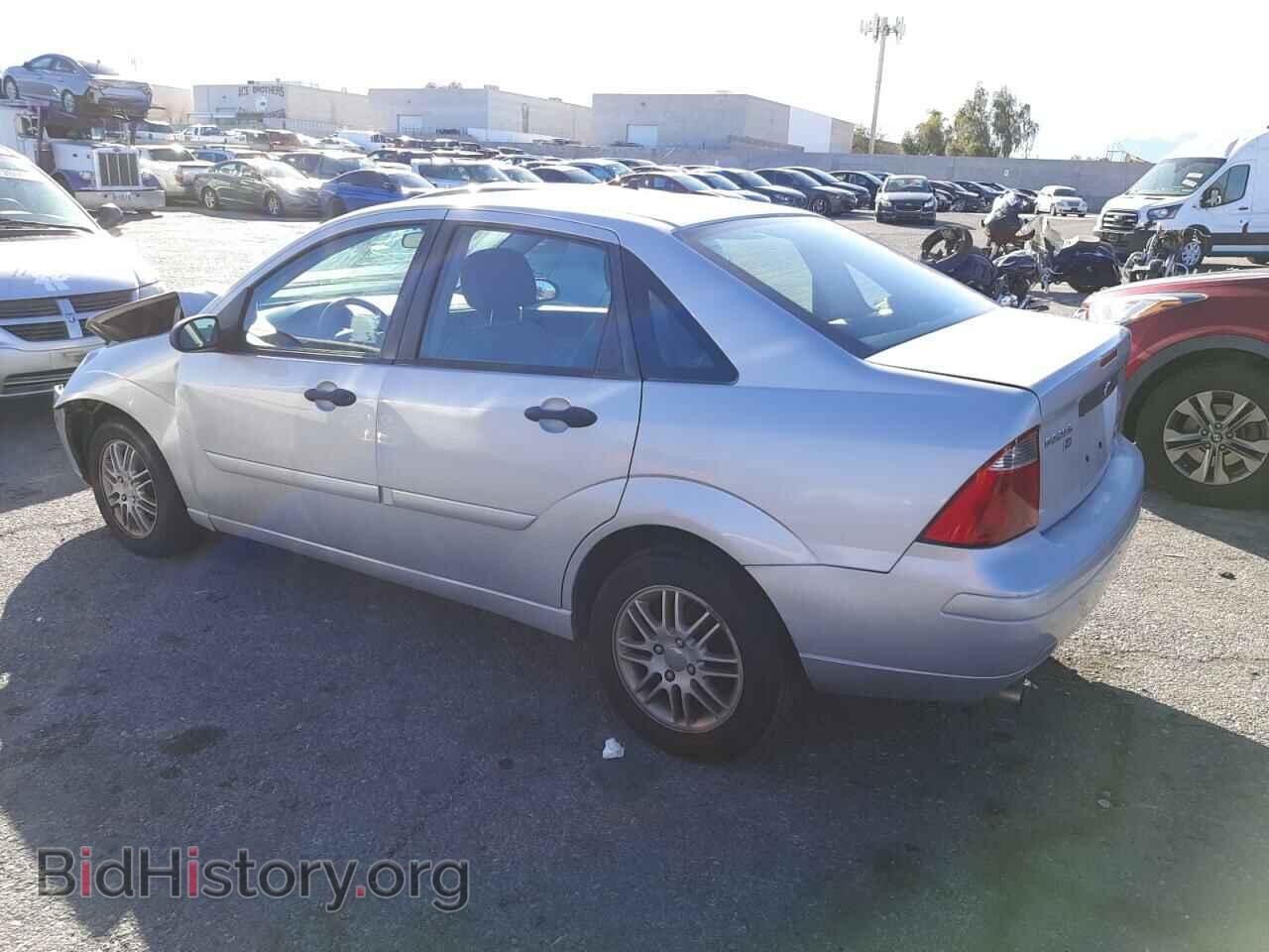 2007 FORD FOCUS - VIN: 1FAHP34NX7W314211 - Фото 2