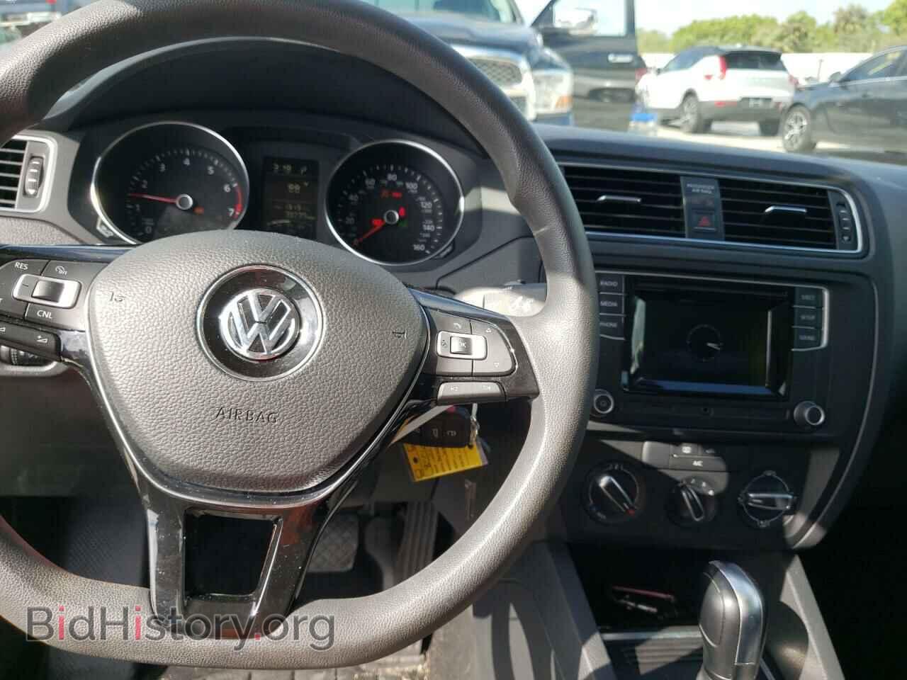 2017 VOLKSWAGEN JETTA - VIN: 3VW2B7AJ3HM404953 - Фото 9