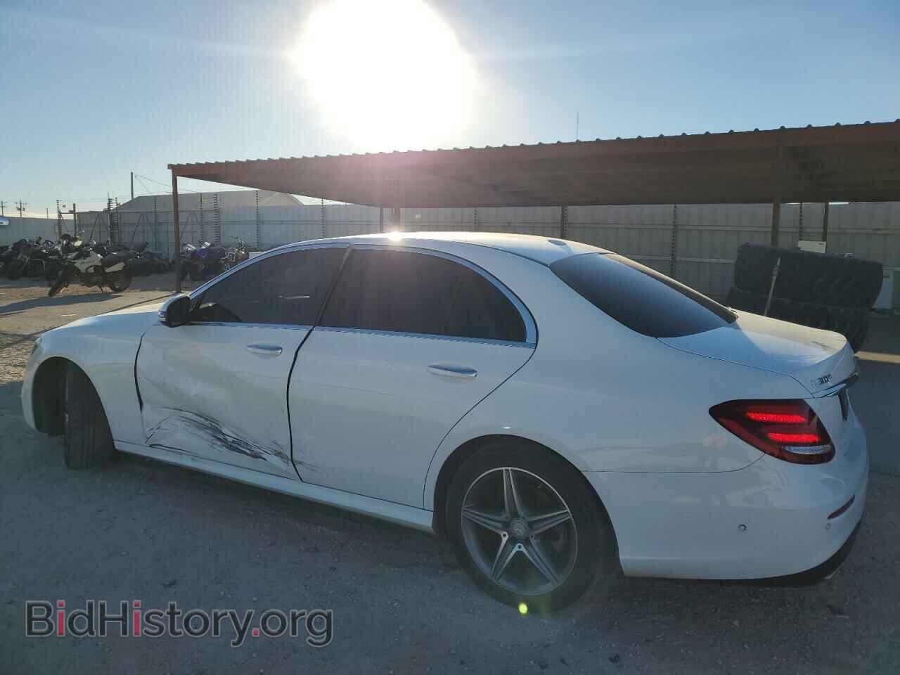 2017 MERCEDES-BENZ E-CLASS - VIN: WDDZF4JB0HA158332 - Фото 2
