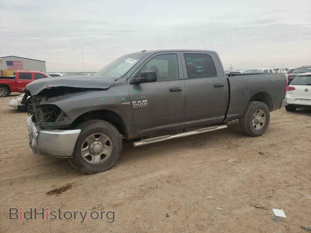 Photo 3C6UR4CJ1JG313100 - RAM 2500 2018