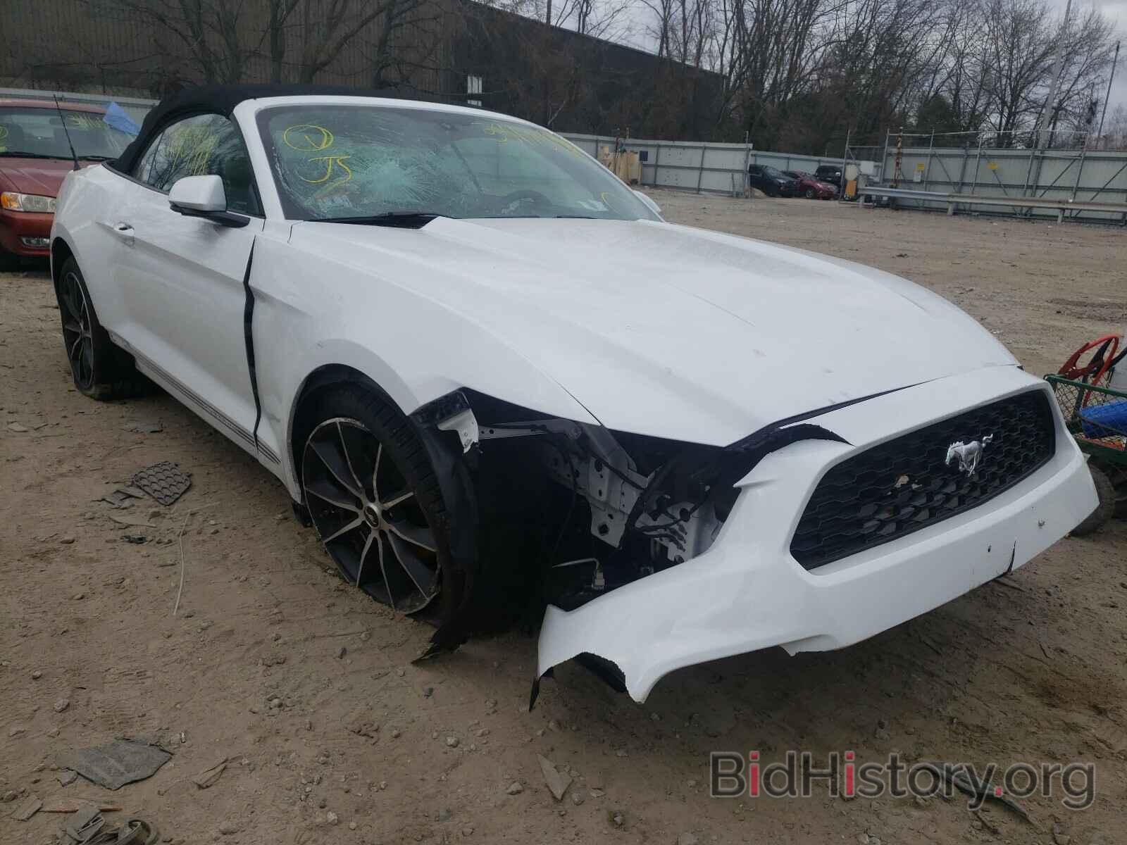 Photo 1FATP8UH0H5307972 - FORD MUSTANG 2017