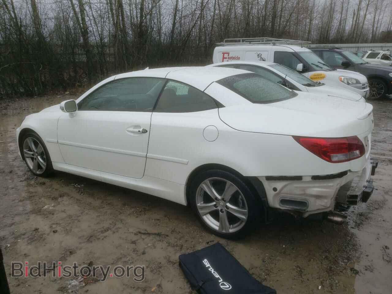 2012 LEXUS IS - VIN: JTHFF2C24C2526673 - Photo 2