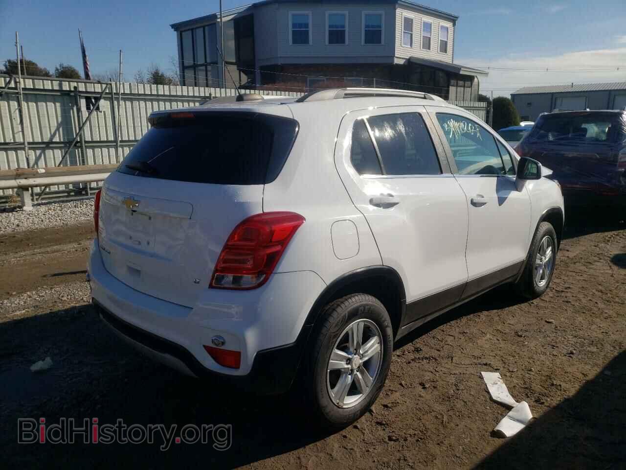 2017 CHEVROLET TRAX - VIN: 3GNCJPSB4HL149373 - Фото 3