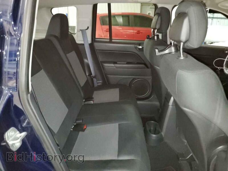 2012 Jeep COMPASS (VIN 1C4NJDEB4CD633182) — photo 11 of 13
