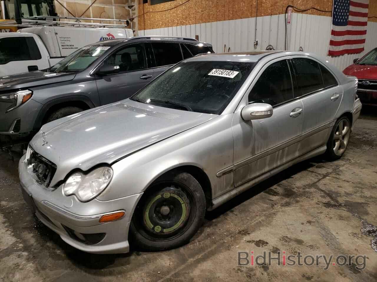 Photo WDBRF52H56F766400 - MERCEDES-BENZ C-CLASS 2006