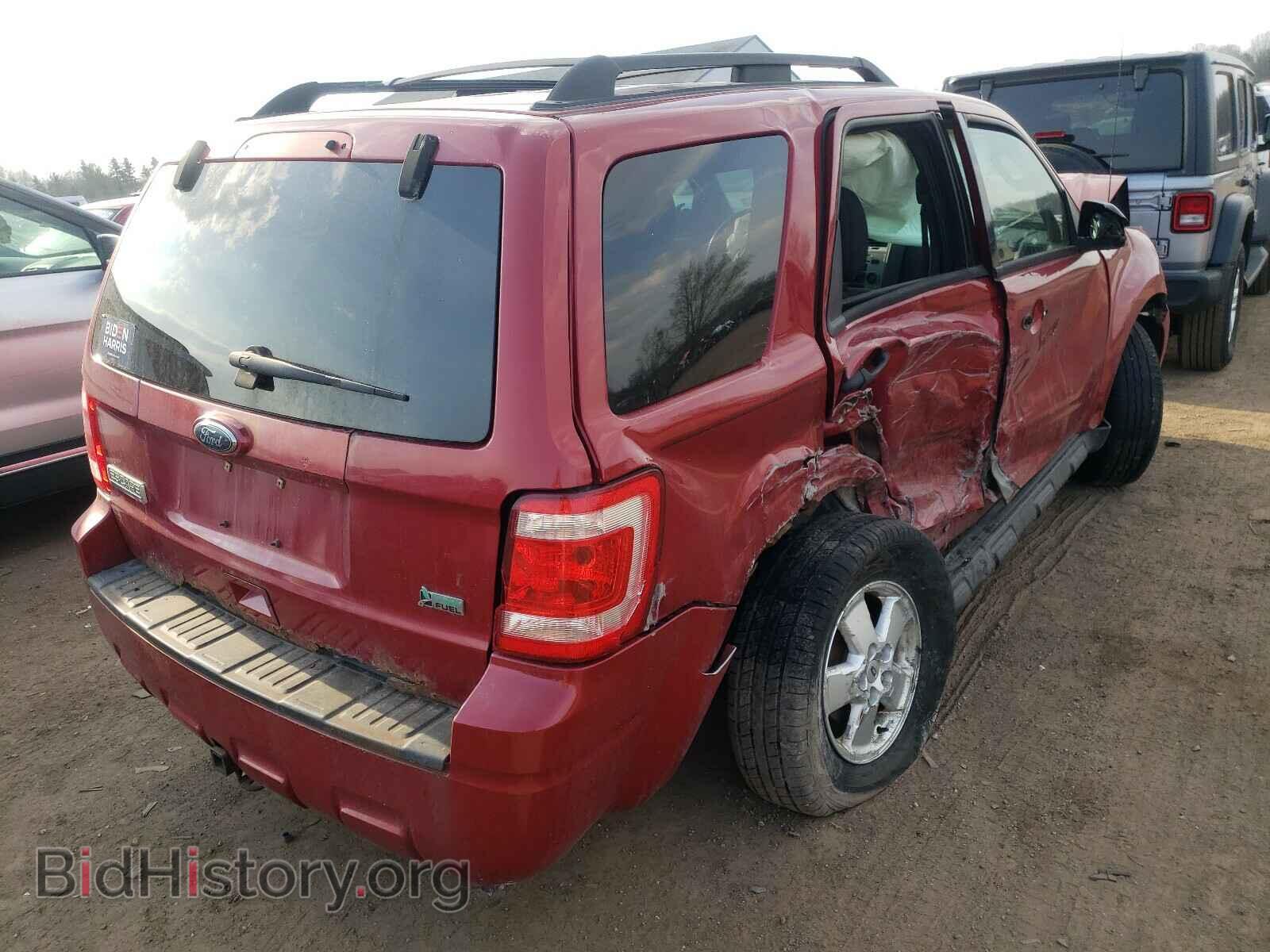 2011 FORD ESCAPE - VIN: 1FMCU9DGXBKA05609 - Фото 4