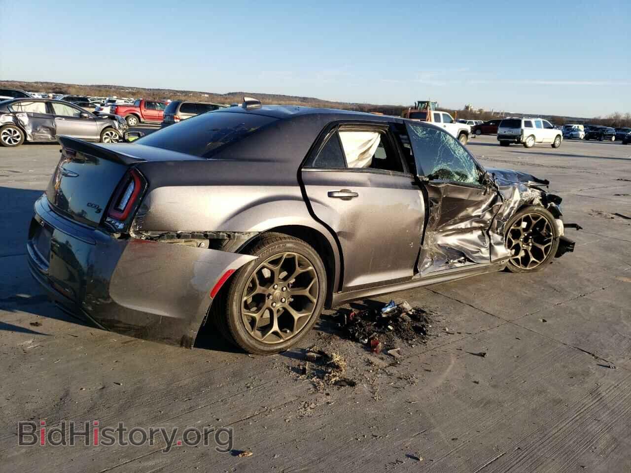 2016 CHRYSLER 300 - VIN: 2C3CCABTXGH304528 - Фото 3