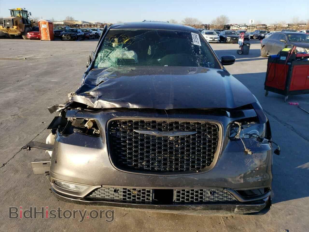 2016 CHRYSLER 300 - VIN: 2C3CCABTXGH304528 - Фото 5