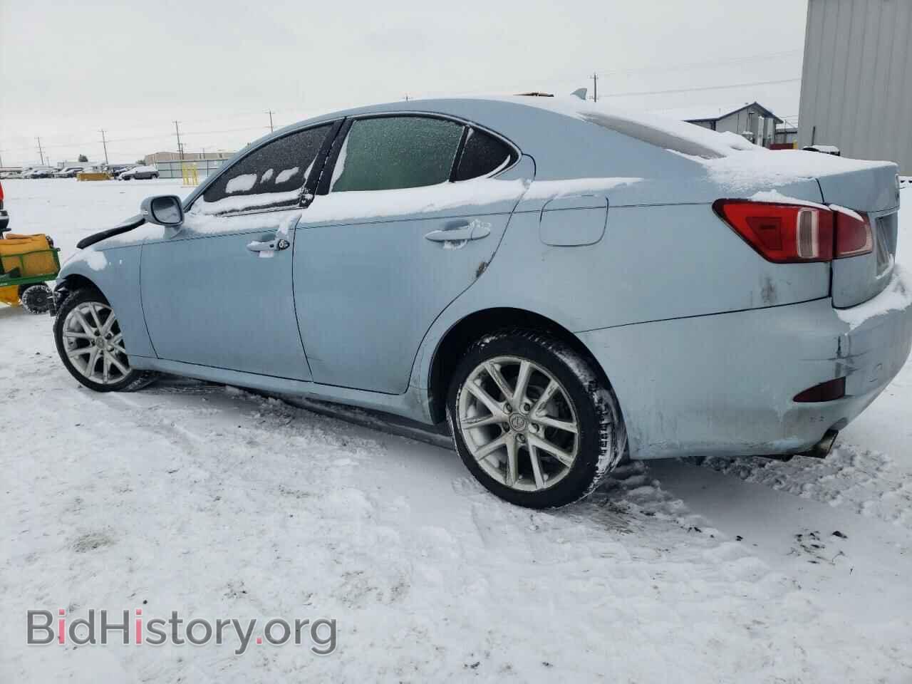 2011 LEXUS IS - VIN: JTHCF5C29B5045142 - Photo 2