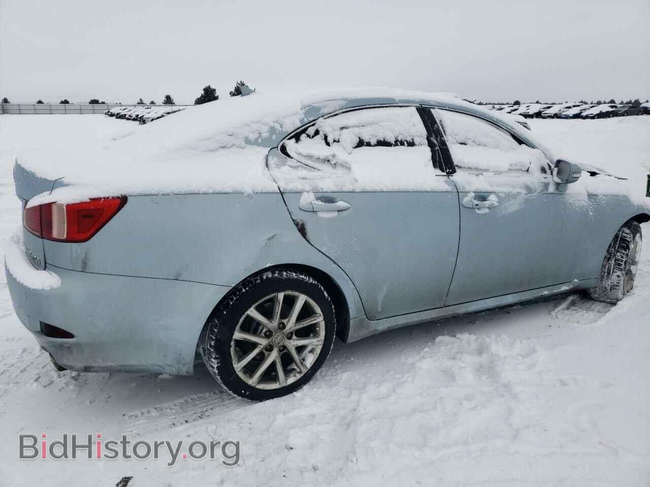 2011 LEXUS IS - VIN: JTHCF5C29B5045142 - Photo 3