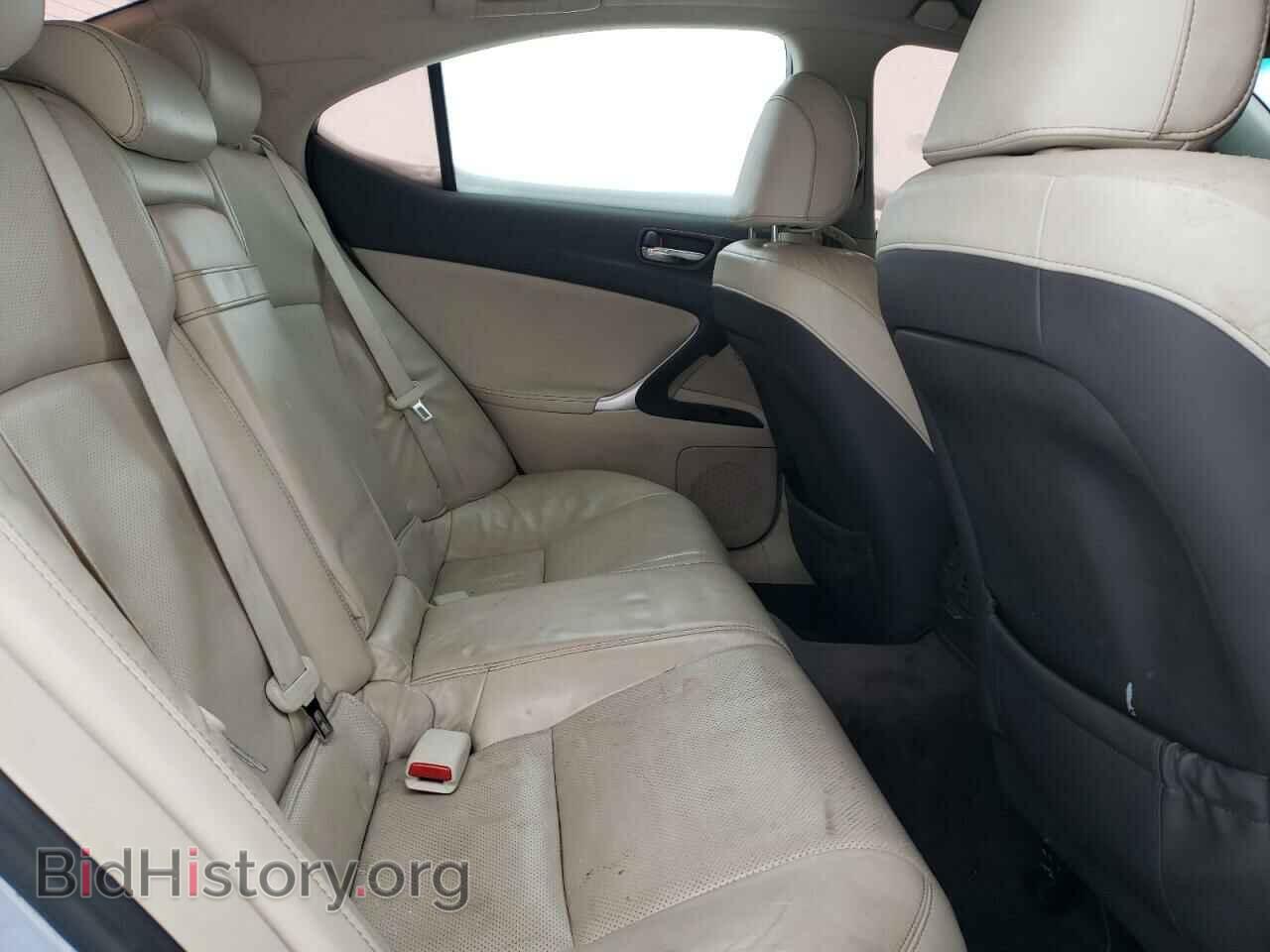 2011 LEXUS IS - VIN: JTHCF5C29B5045142 - Photo 10