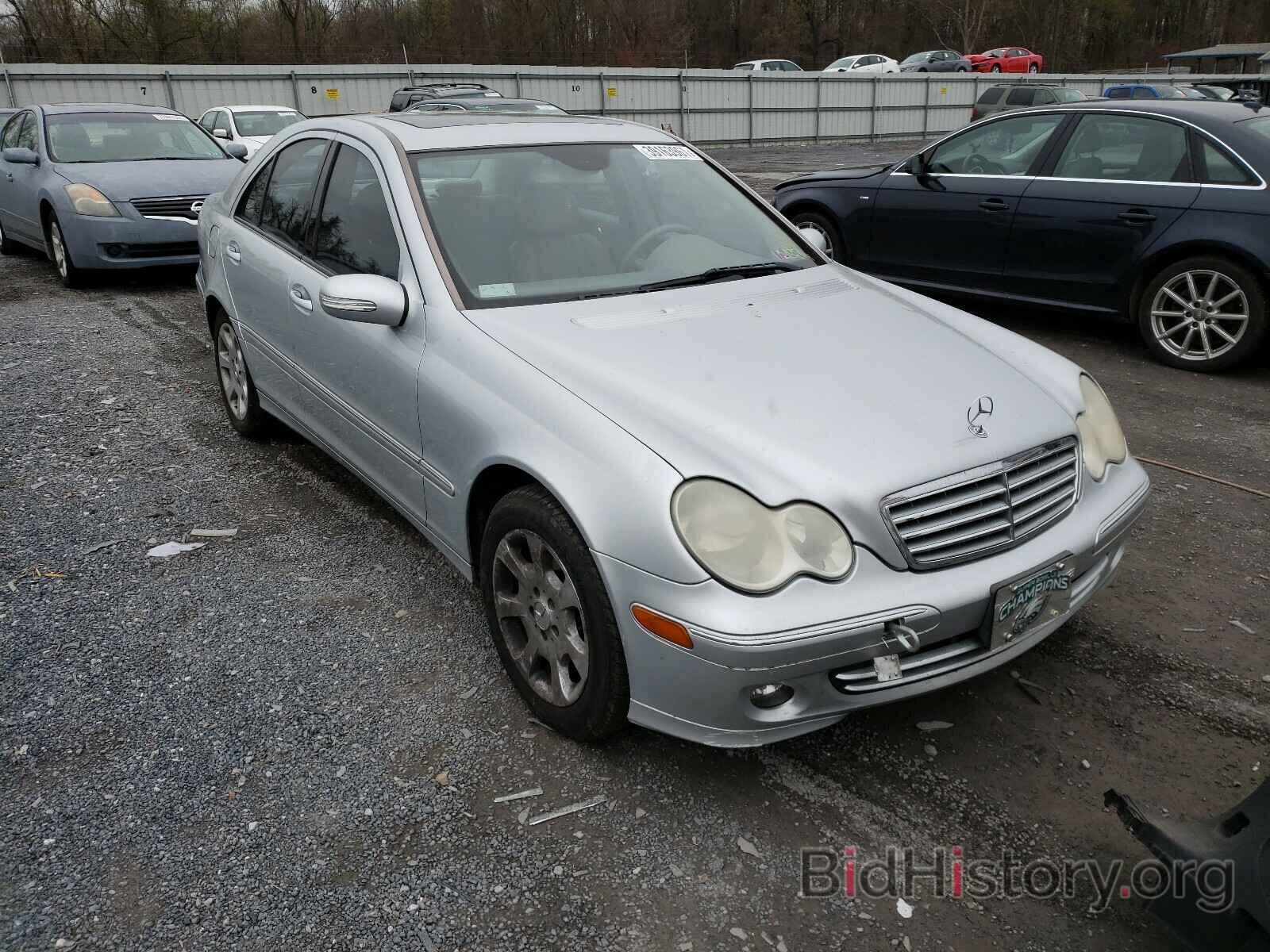 Photo WDBRF92HX6F798007 - MERCEDES-BENZ C CLASS 2006