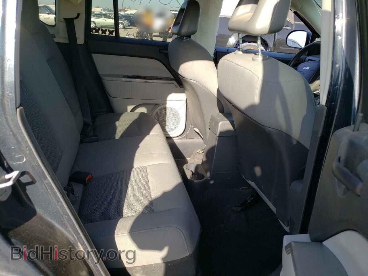 2007 JEEP COMPASS - VIN: 1J8FT47047D285778 - Photo 6