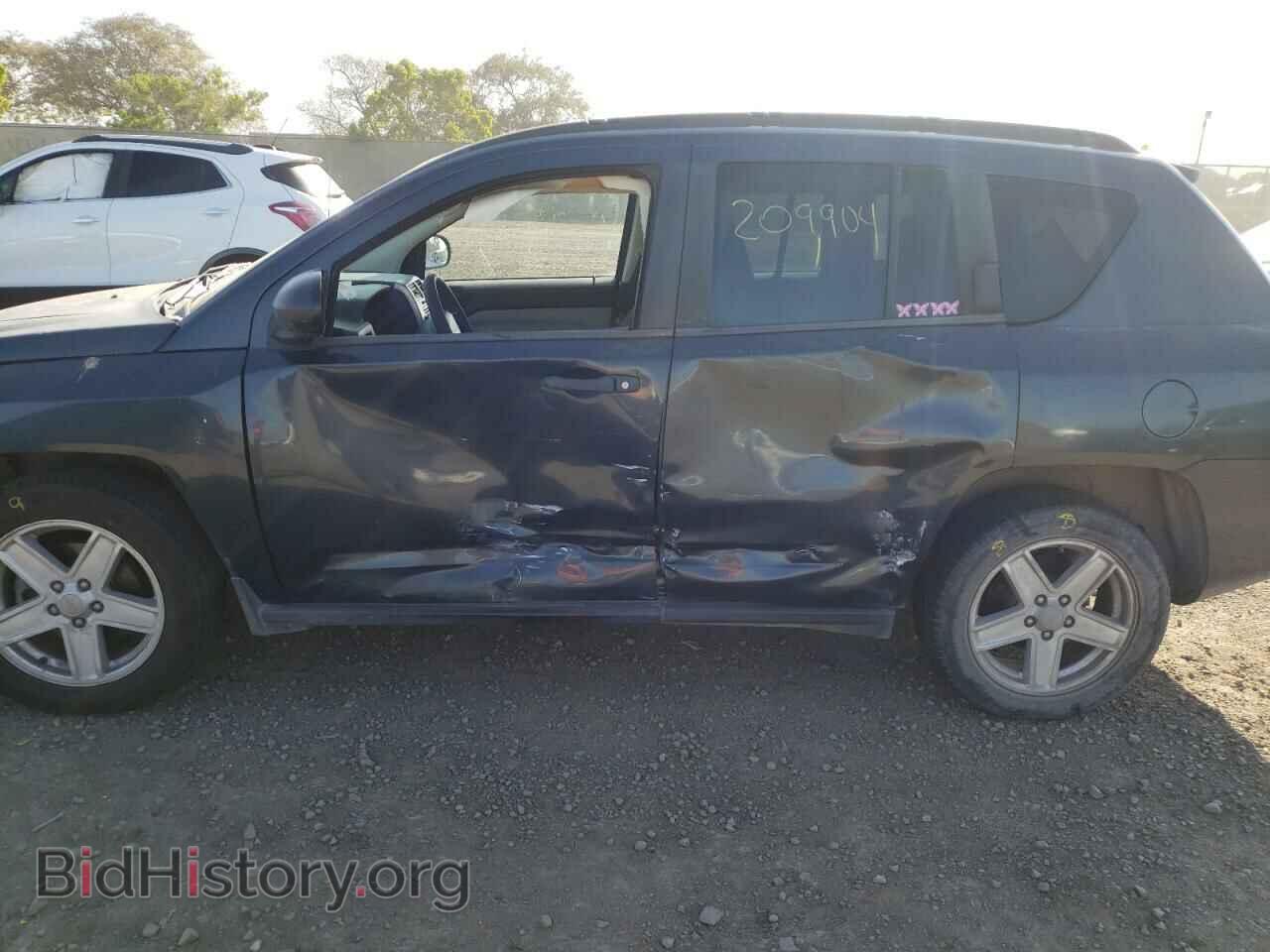 2007 JEEP COMPASS - VIN: 1J8FT47047D285778 - Photo 9