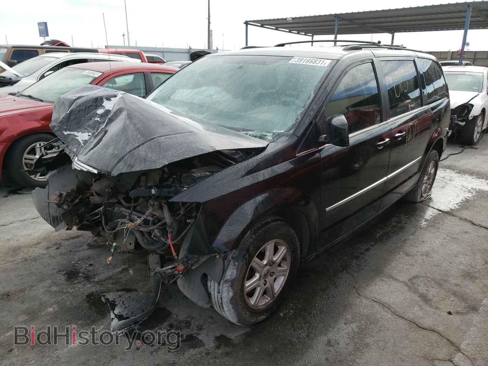 2010 CHRYSLER MINIVAN - VIN: 2A4RR5D10AR460905 - Фото 2