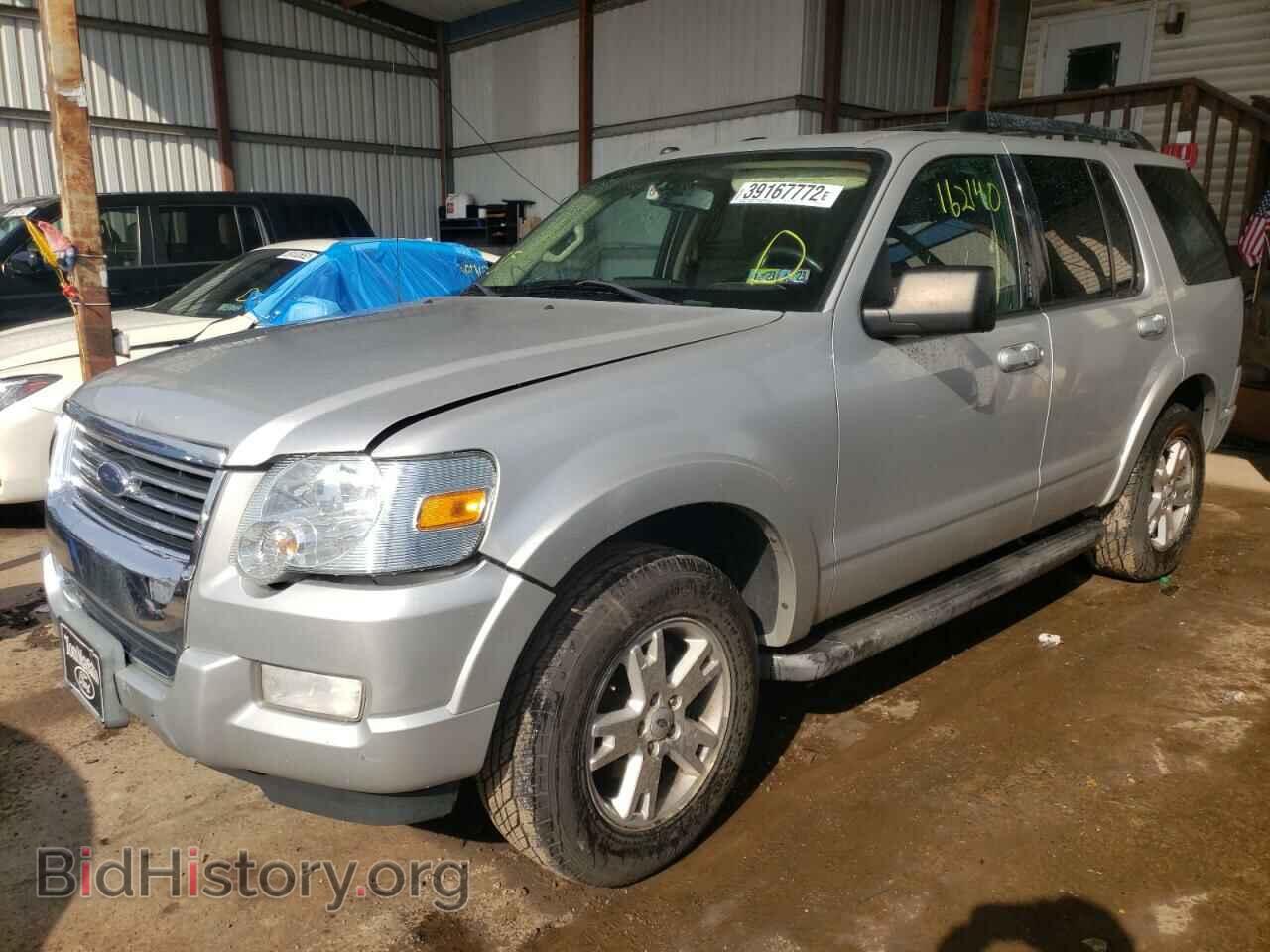 2010 FORD EXPLORER - VIN: 1FMEU7DE7AUA51252 - Фото 2