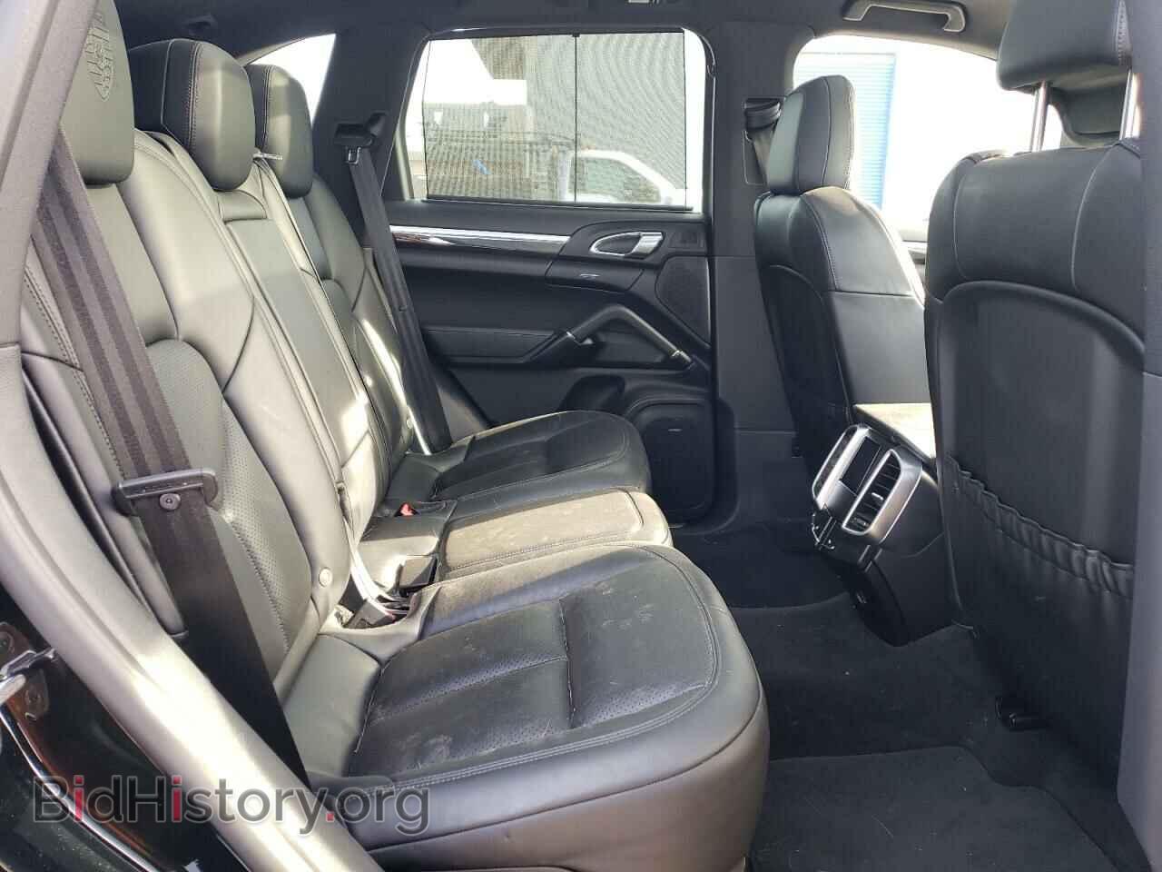 2017 PORSCHE CAYENNE - VIN: WP1AE2A23HLA70831 - Фото 10