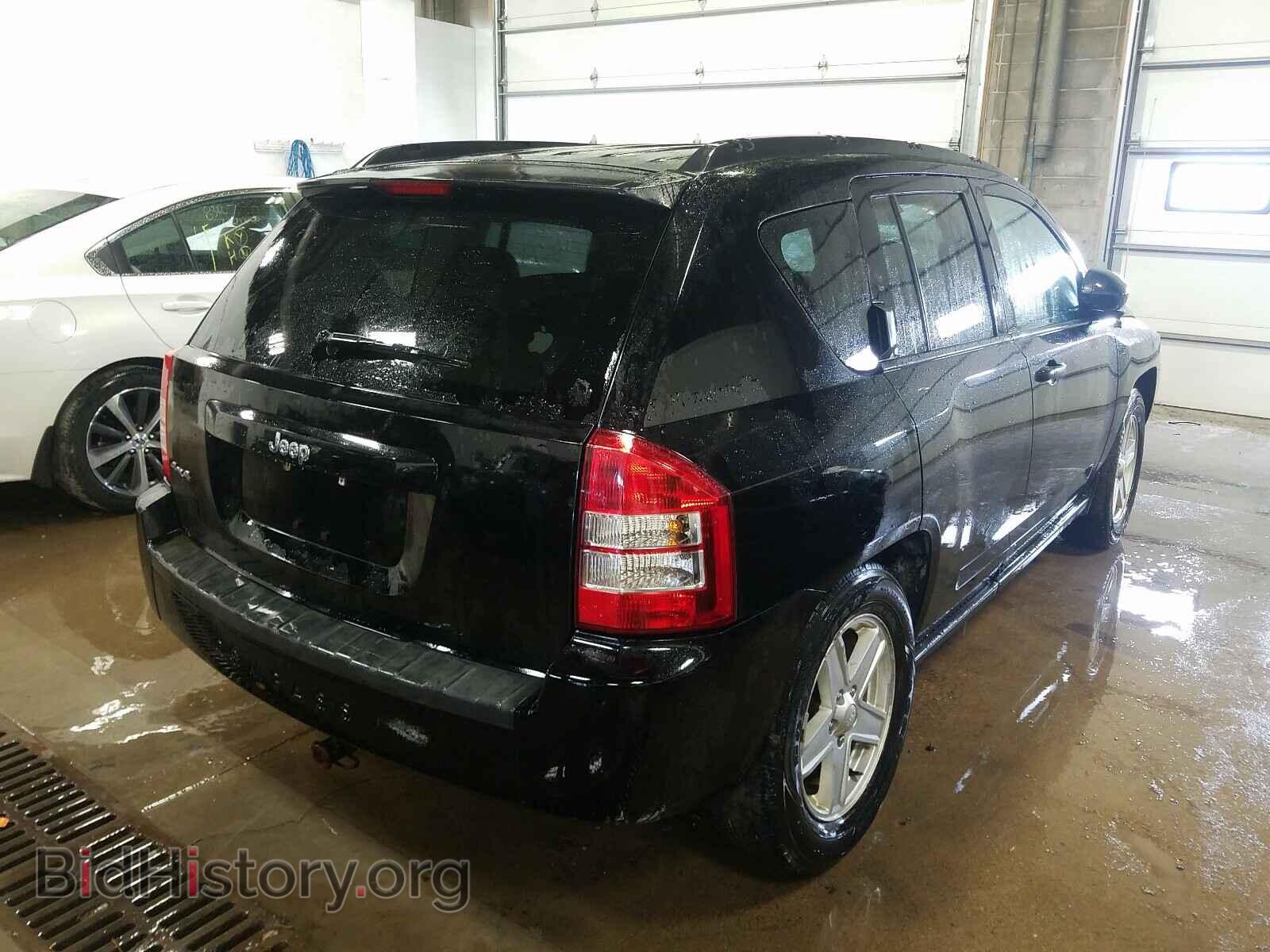 2007 JEEP COMPASS - VIN: 1J8FF47W17D138121 - Фото 4