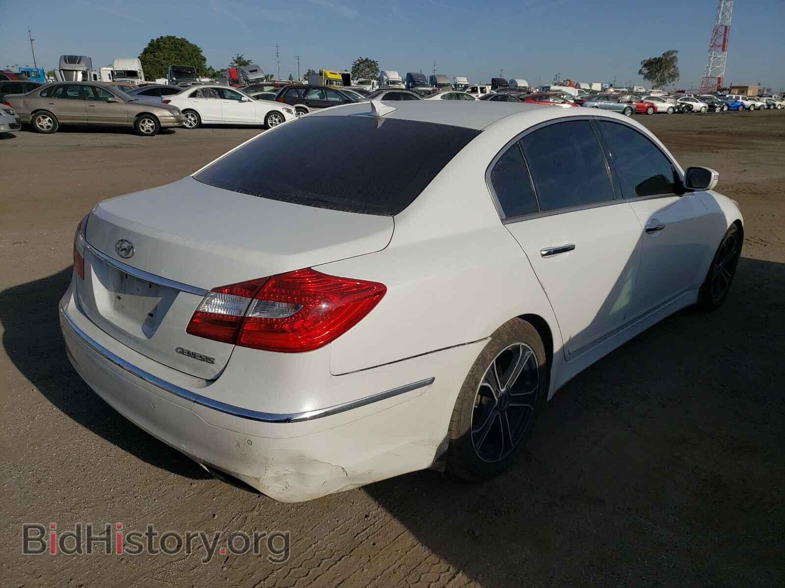 2012 HYUNDAI GENESIS - VIN: KMHGC4DD8CU186633 - Фото 4