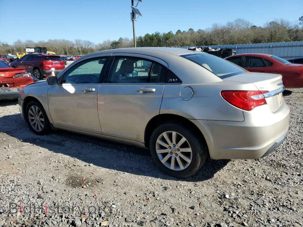 2013 CHRYSLER 200 - VIN: 1C3CCBBB5DN765717 - Photo 2