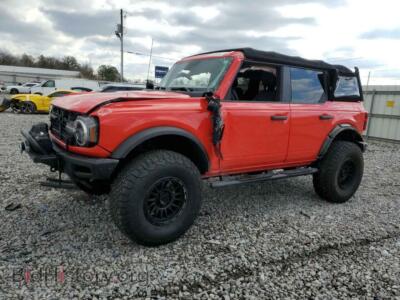 2021 Ford BRONCO Base, красный — VIN 1FMEE5BH5MLA69824, Copart