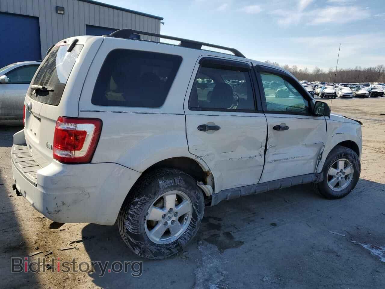 2011 FORD ESCAPE - VIN: 1FMCU9DG5BKA54250 - Фото 3