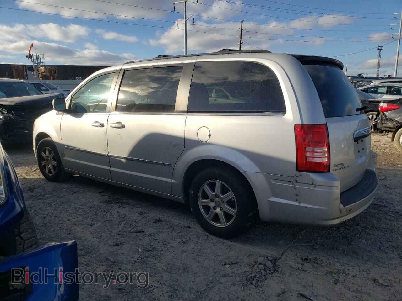 2009 CHRYSLER MINIVAN - VIN: 2A8HR54149R537085 - Фото 2
