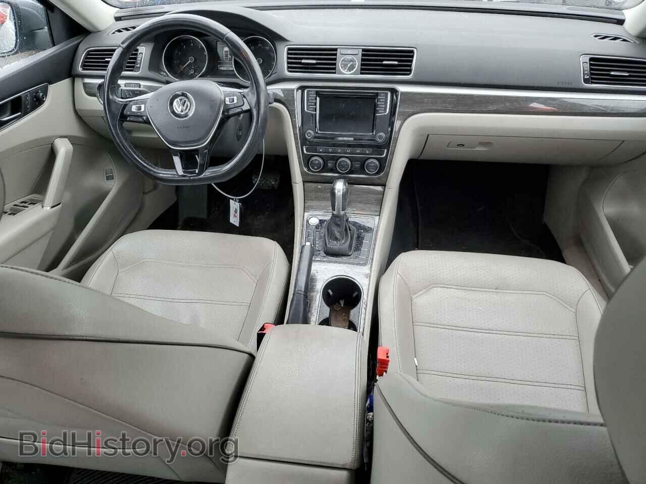2017 VOLKSWAGEN PASSAT - VIN: 1VWBT7A36HC006555 - Фото 8