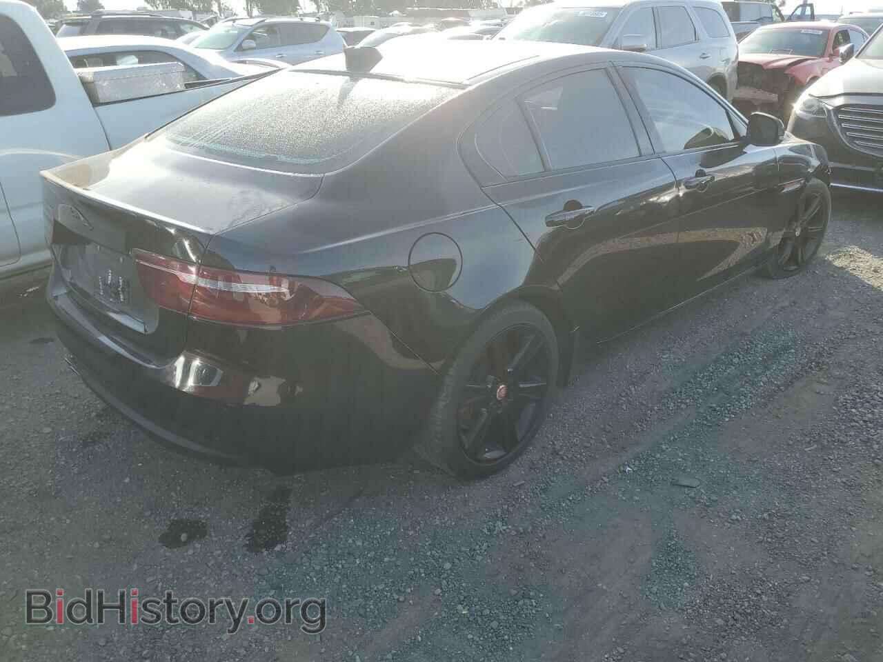 2017 JAGUAR XE - VIN: SAJAD4BN1HA971542 - Фото 3