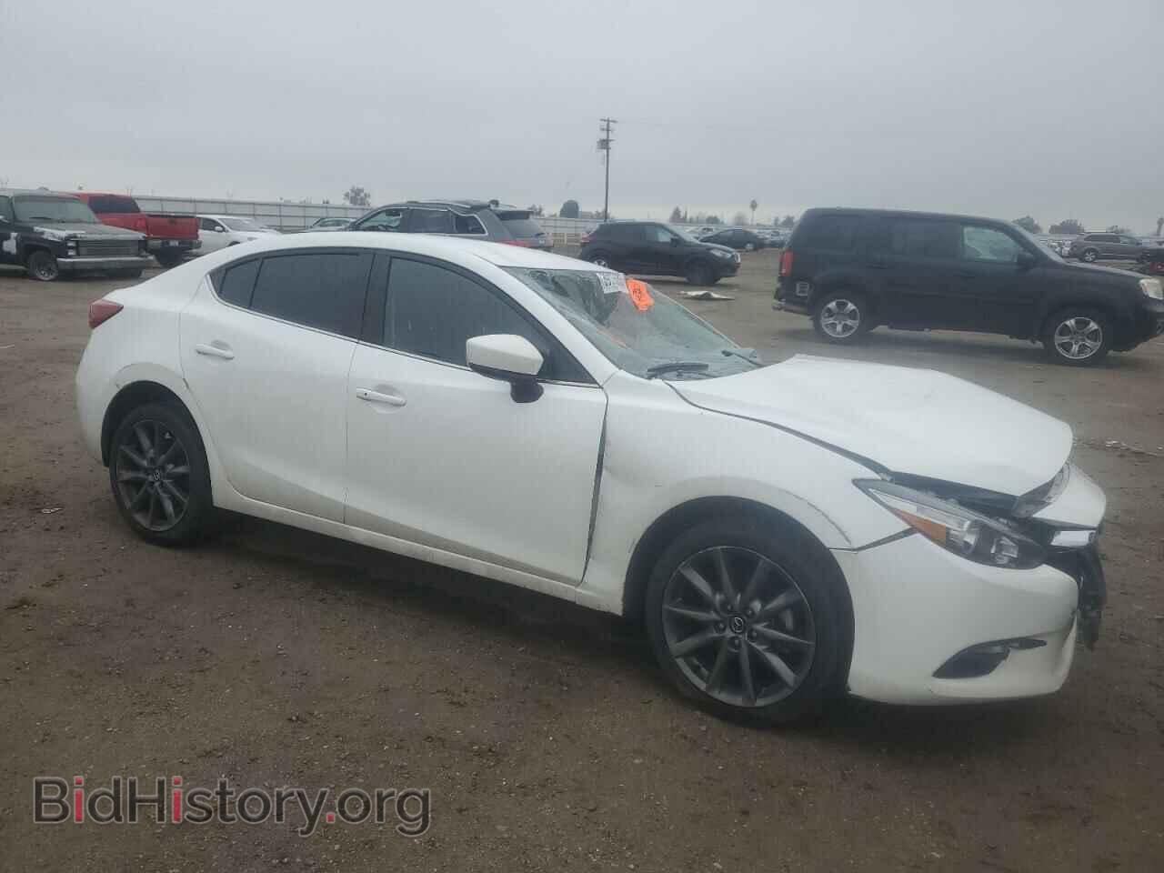 2018 MAZDA 3 - VIN: 3MZBN1V35JM166836 - Фото 4