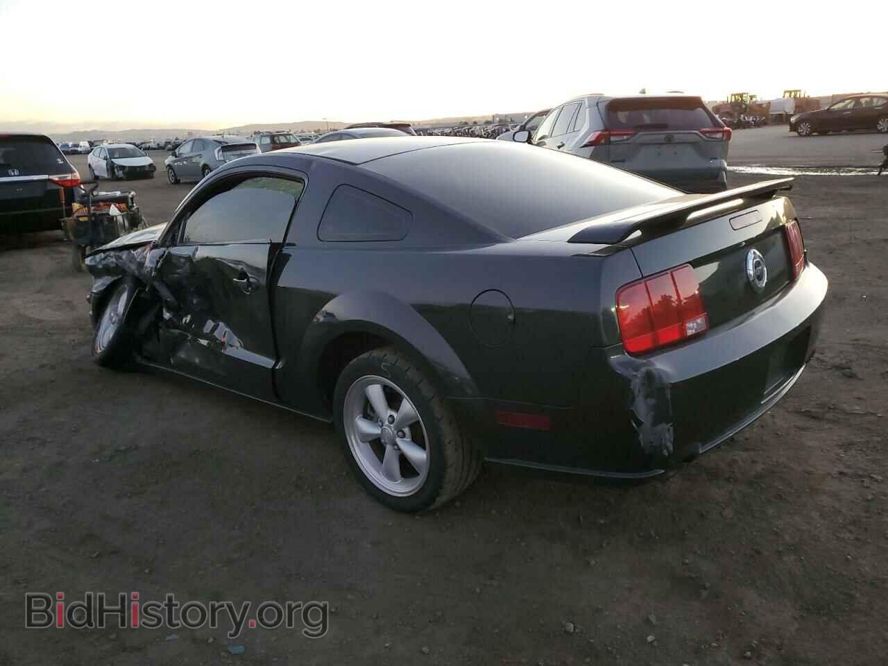 2007 FORD MUSTANG - VIN: 1ZVFT82H875314377 - Фото 2
