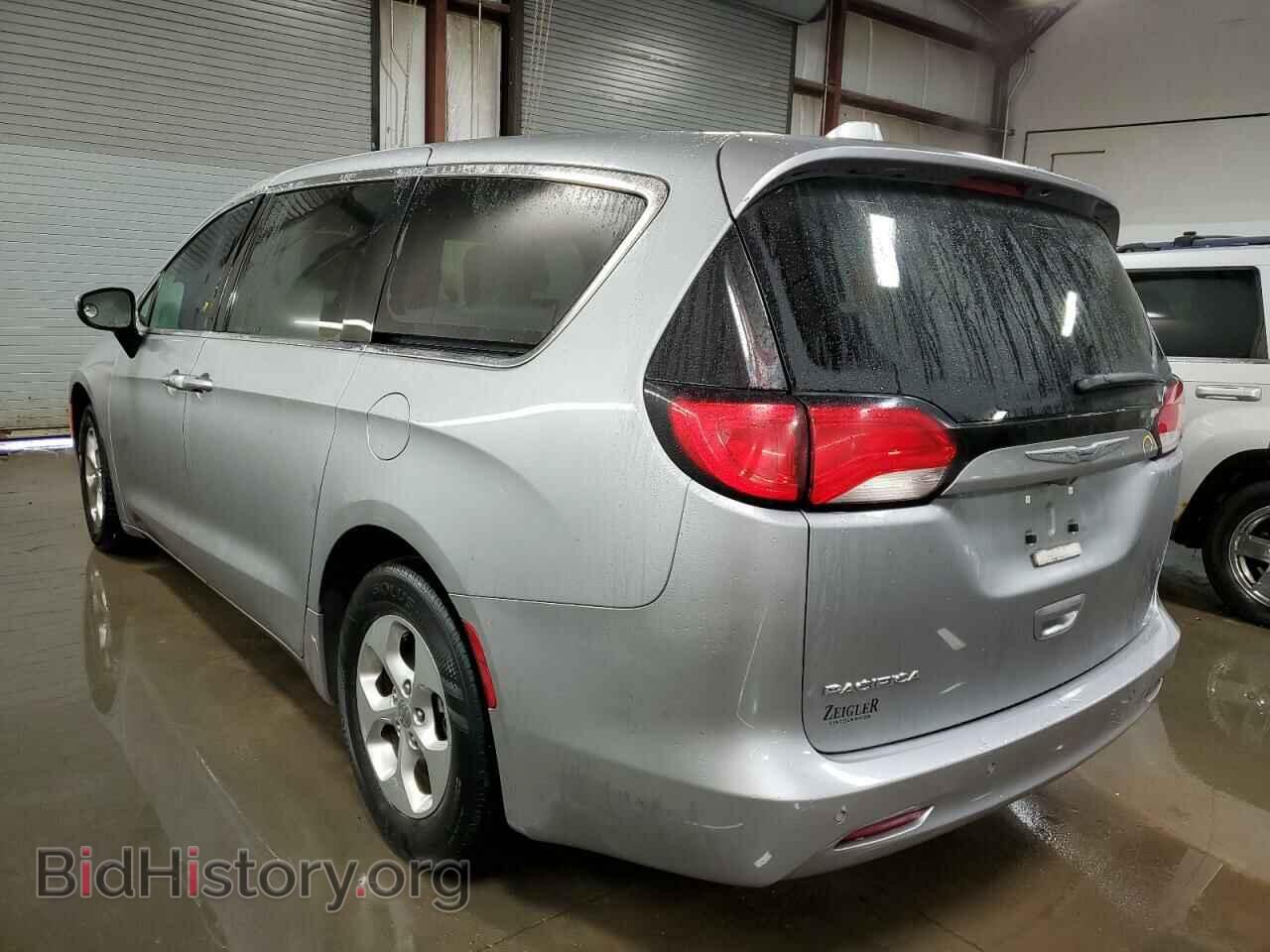 2017 CHRYSLER PACIFICA - VIN: 2C4RC1CG8HR521238 - Фото 2