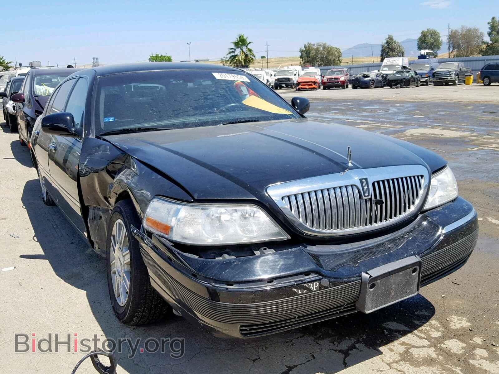 Фотография 2LNBL8EV2AX628109 - LINCOLN TOWNCAR 2010