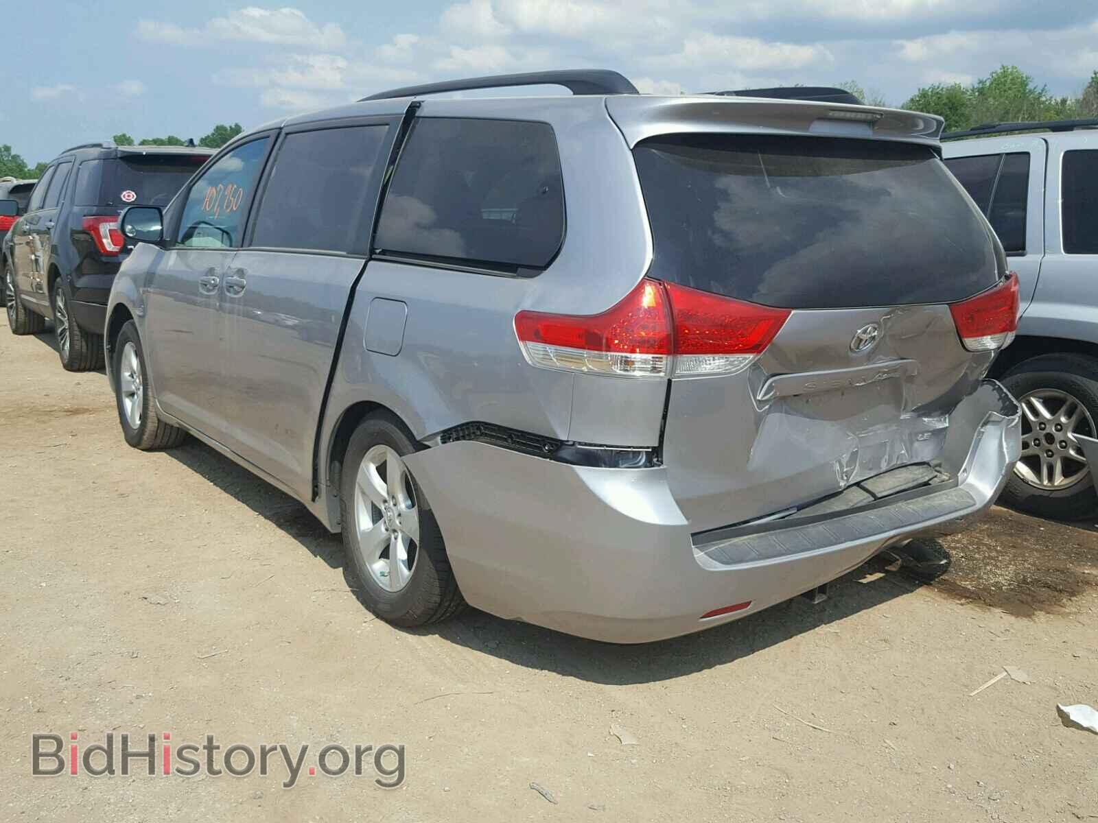 2011 TOYOTA SIENNA LE - VIN: 5TDKK3DC4BS037688 - Фото 3