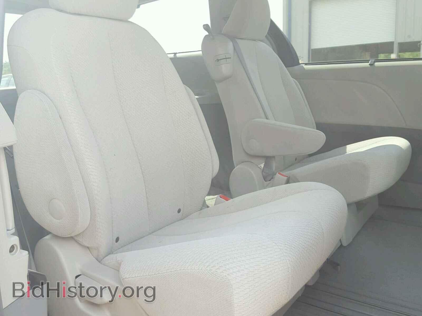 2011 TOYOTA SIENNA LE - VIN: 5TDKK3DC4BS037688 - Фото 6
