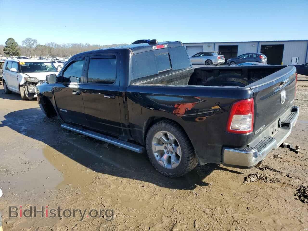 2019 RAM 1500 - VIN: 1C6SRFFT3KN555671 - Фото 2