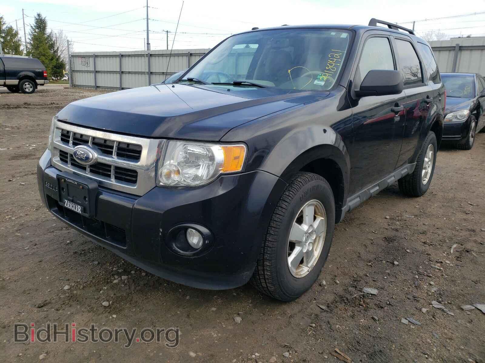 2011 FORD ESCAPE - VIN: 1FMCU9D75BKA50960 - Фото 2