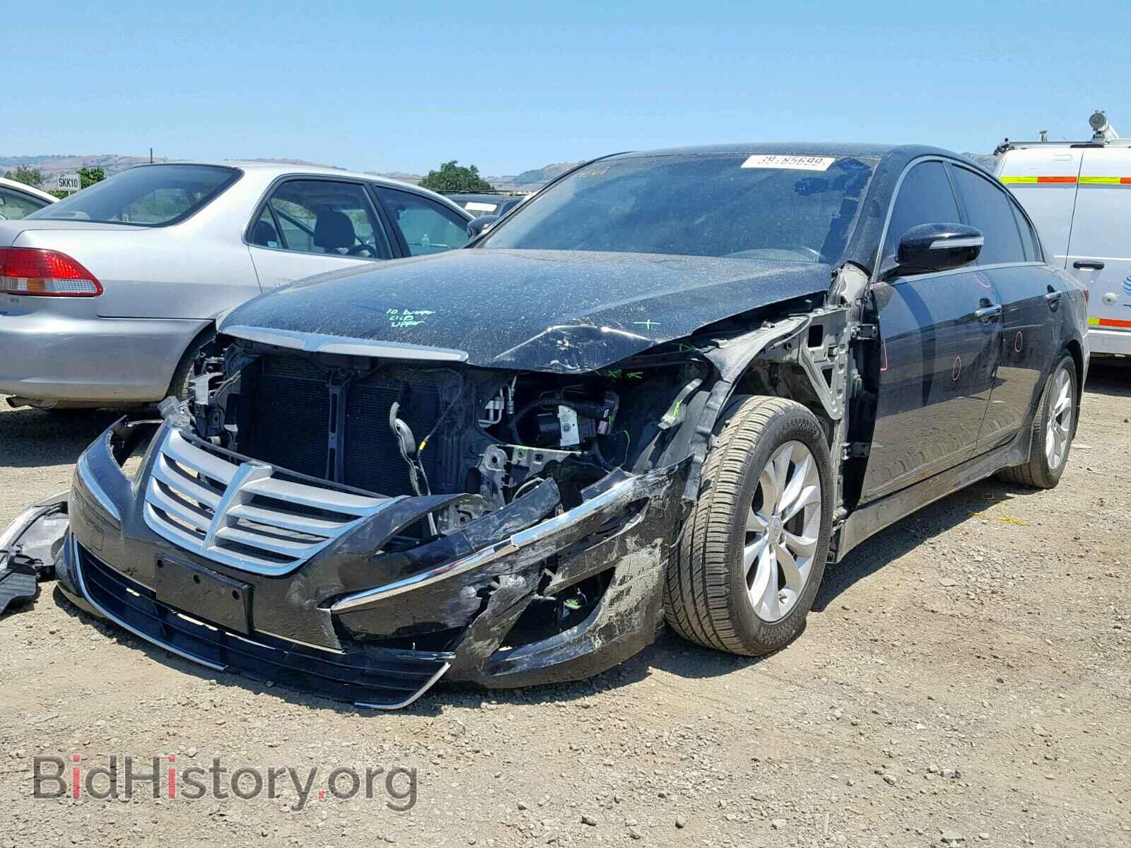 2012 HYUNDAI GENESIS - VIN: KMHGC4DD7CU182718 - Фото 2