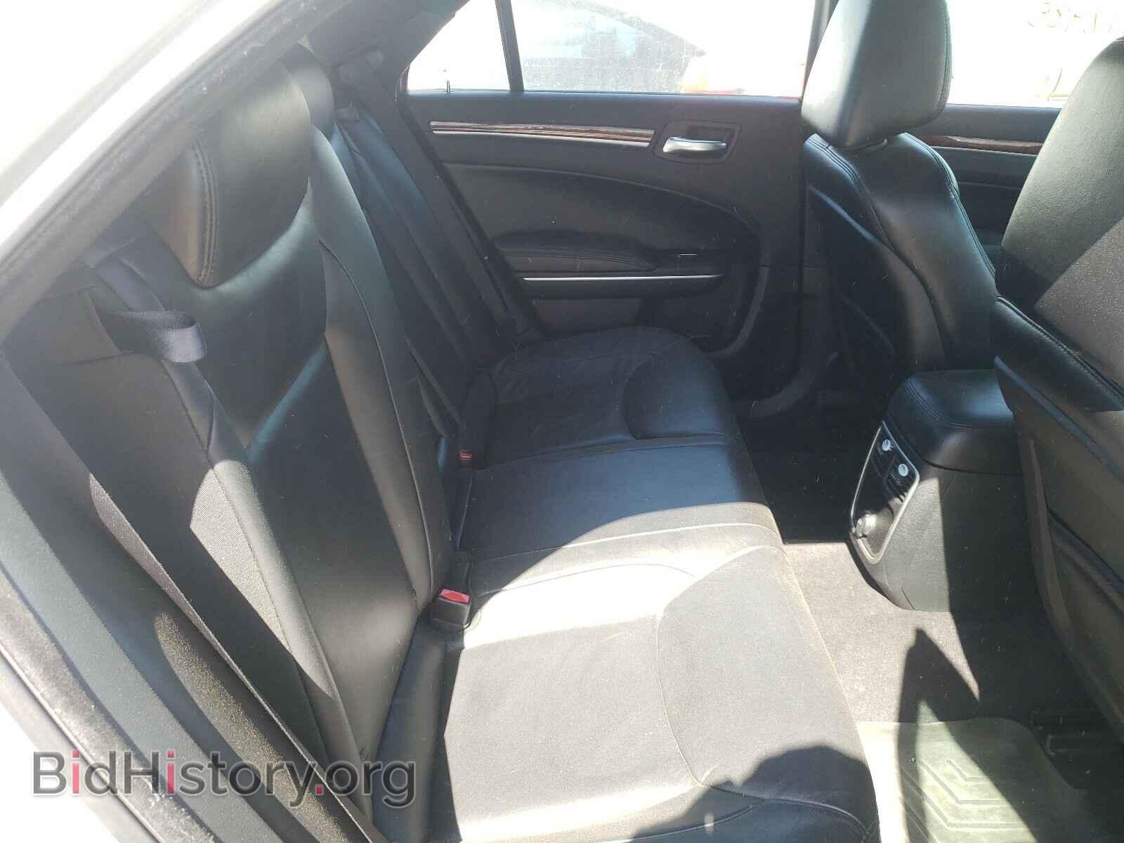 2012 CHRYSLER 300 - VIN: 2C3CCACG0CH288884 - Фото 6
