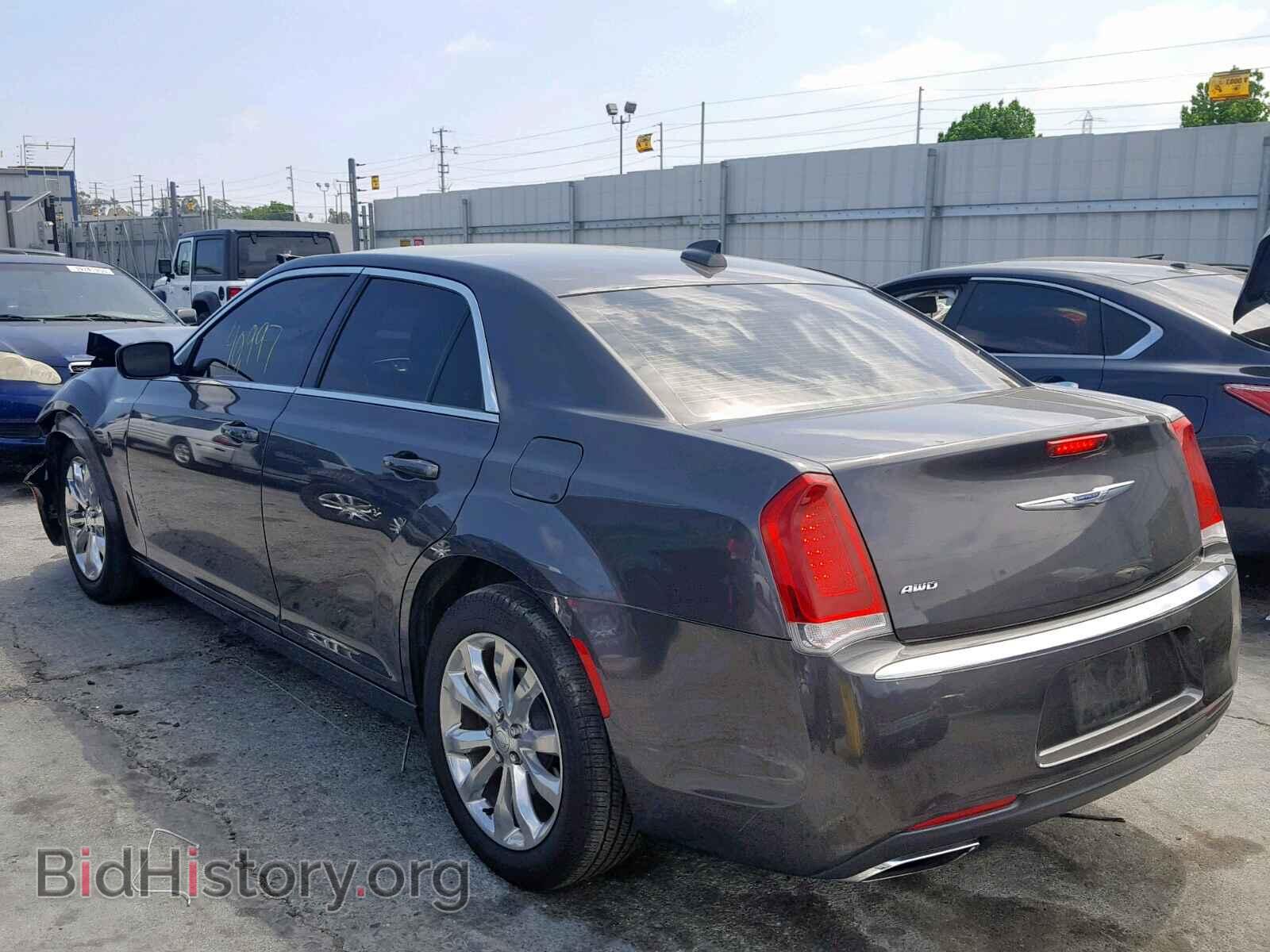 2017 CHRYSLER 300 - VIN: 2C3CCARG7HH608748 - Фото 3