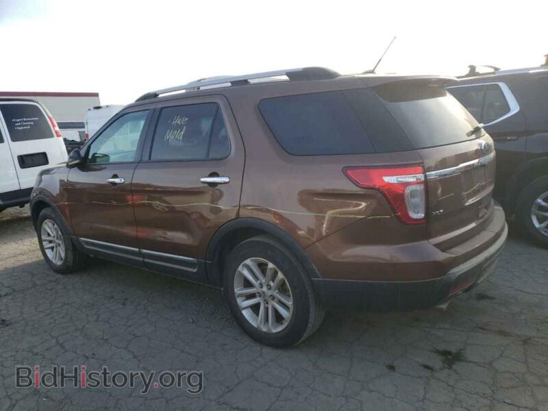2011 Ford EXPLORER (VIN 1FMHK7D89BGA07573) — фото 2 из 12