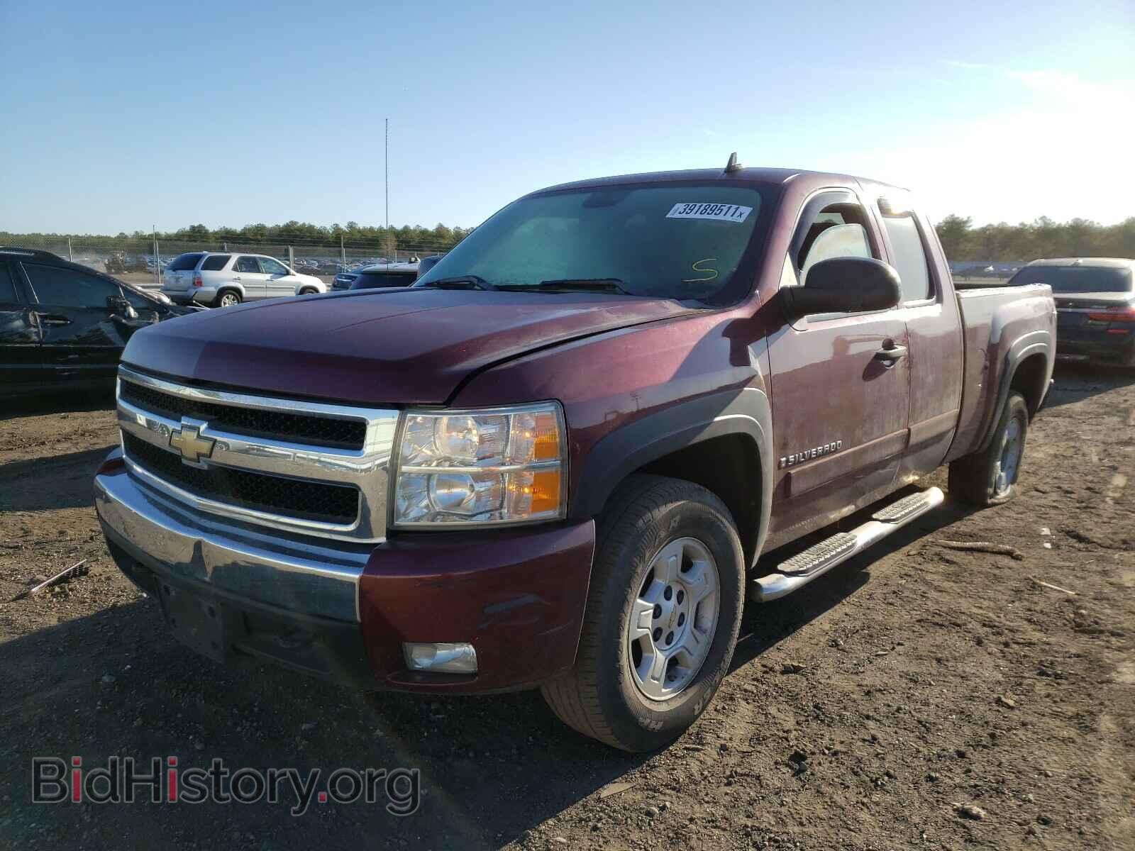 2008 CHEVROLET SILVERADO - VIN: 2GCEK190681113184 - Фото 2