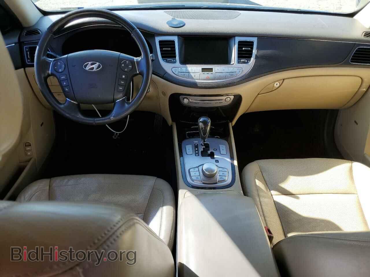 2011 HYUNDAI GENESIS - VIN: KMHGC4DF1BU124989 - Фото 8