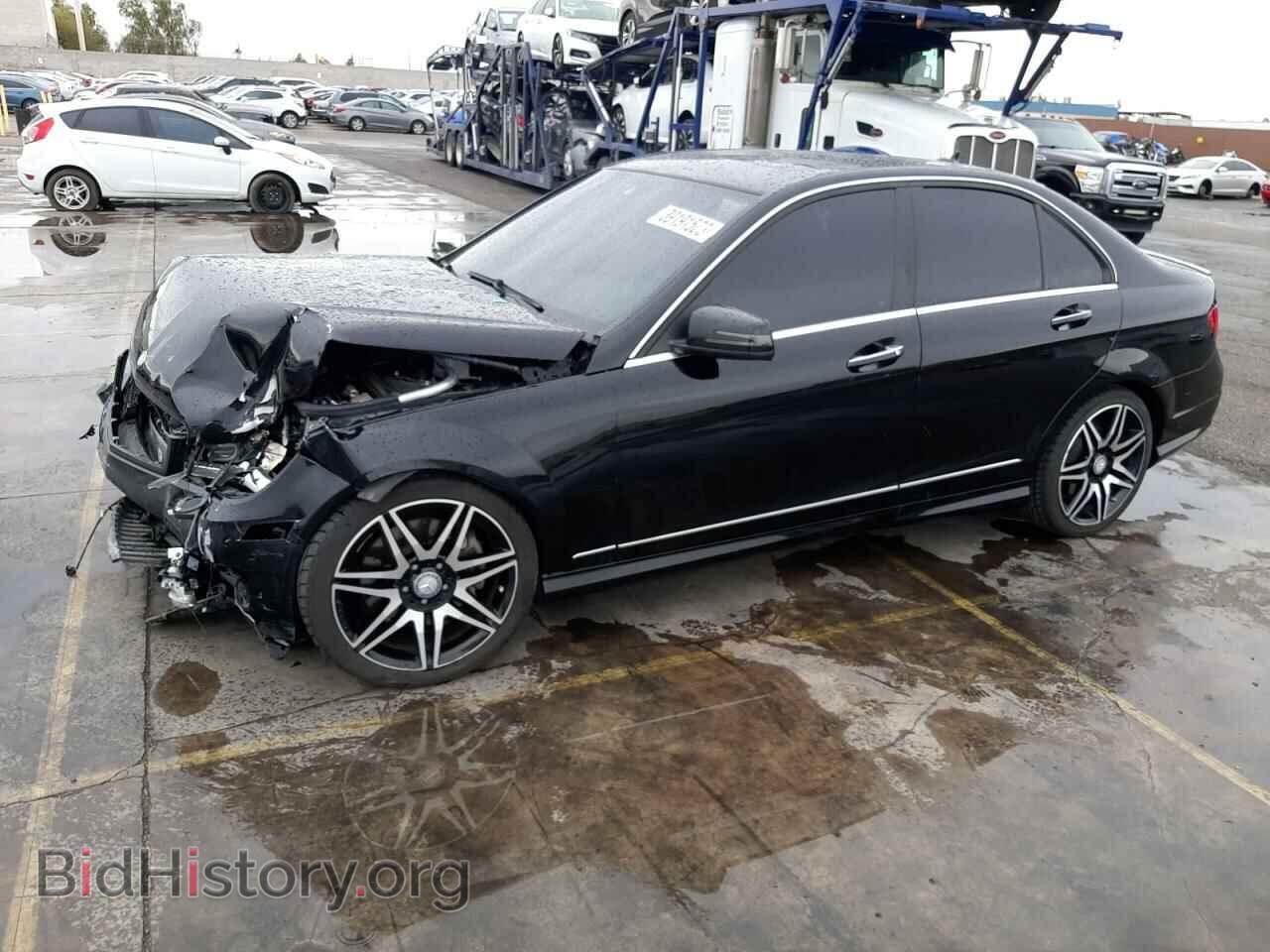 Photo WDDGF5HB5DA798064 - MERCEDES-BENZ C-CLASS 2013