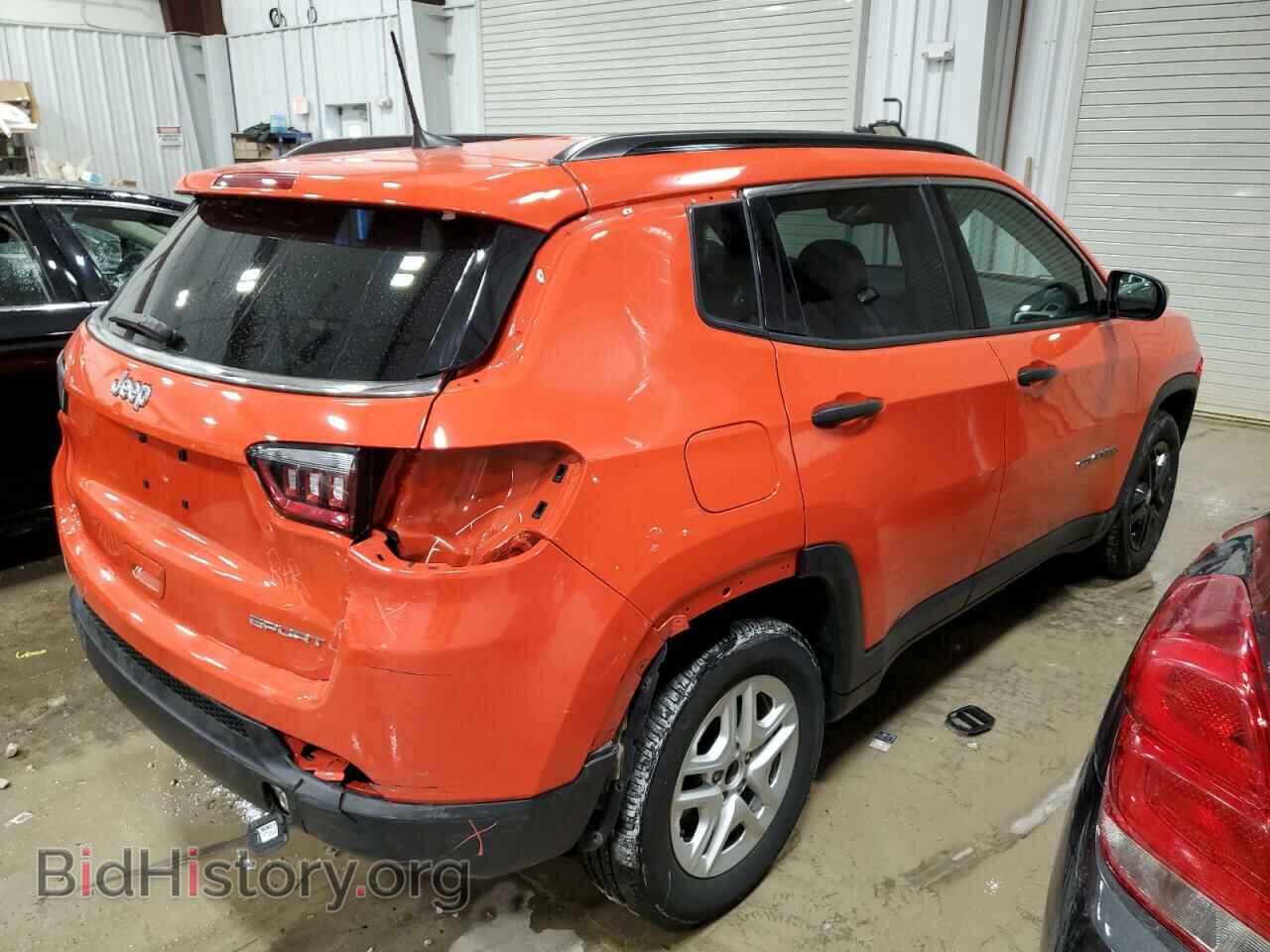 2019 JEEP COMPASS - VIN: 3C4NJCAB1KT726265 - Фото 3