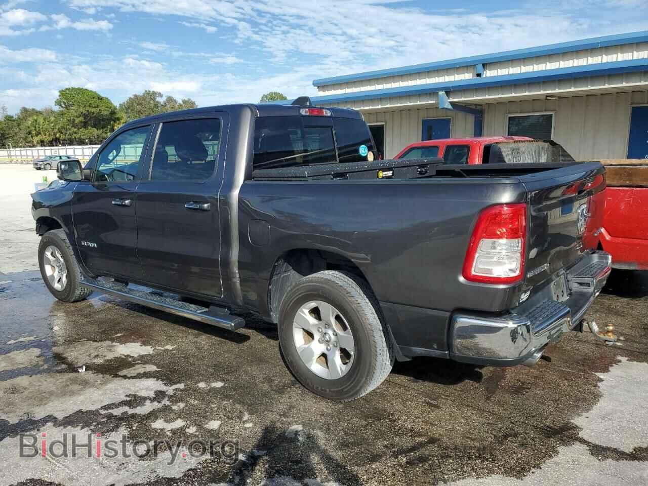 2019 RAM 1500 - VIN: 1C6SRFFT8KN849793 - Фото 2