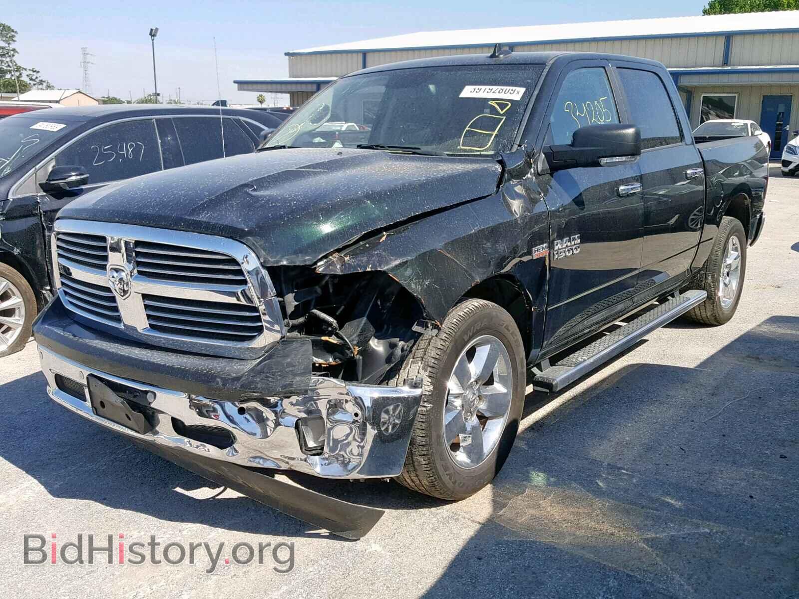 2016 RAM 1500 SLT - VIN: 3C6RR6LT4GG356034 - Фото 2