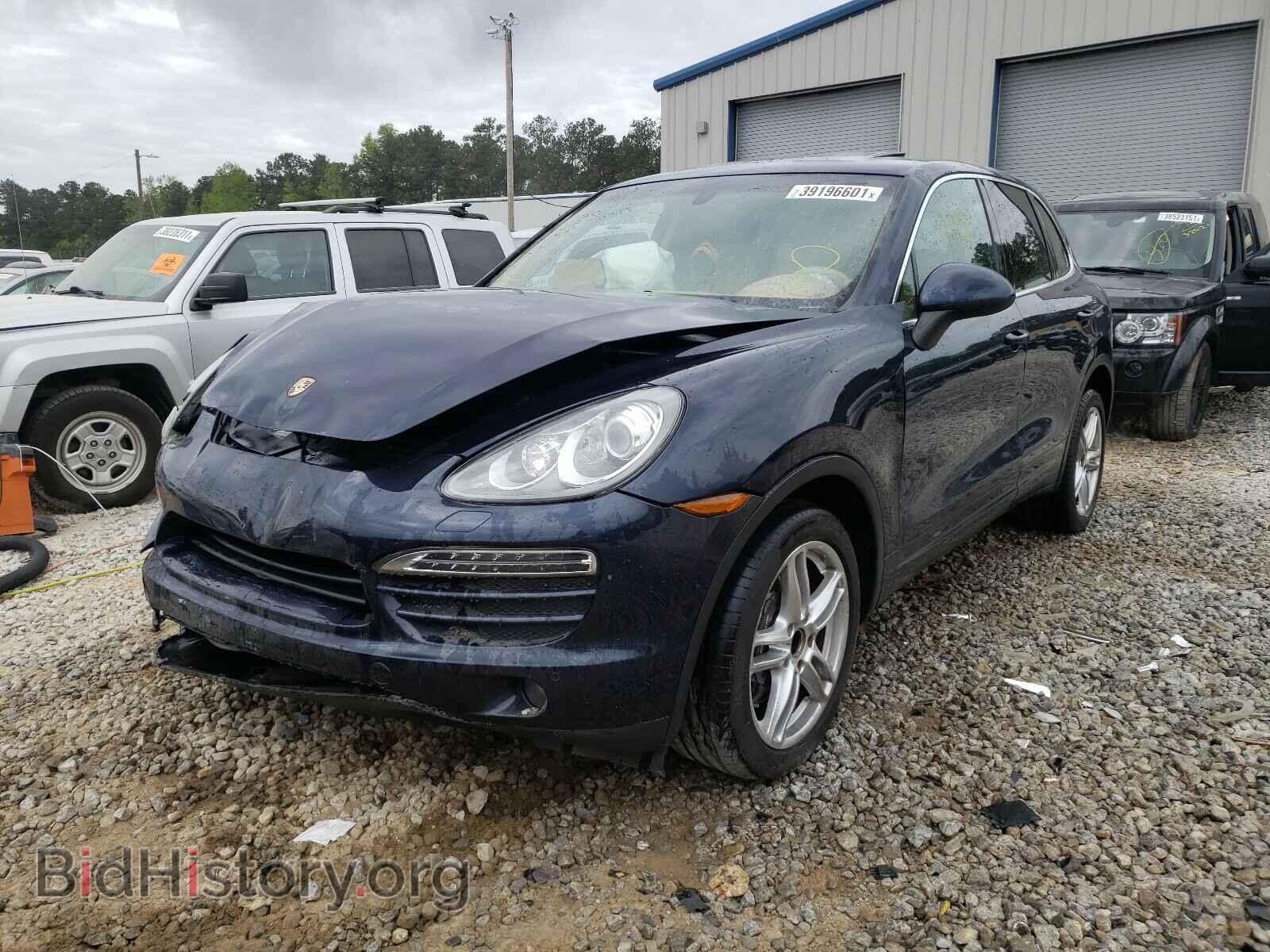 2011 PORSCHE CAYENNE - VIN: WP1AA2A25BLA03991 - Фото 2